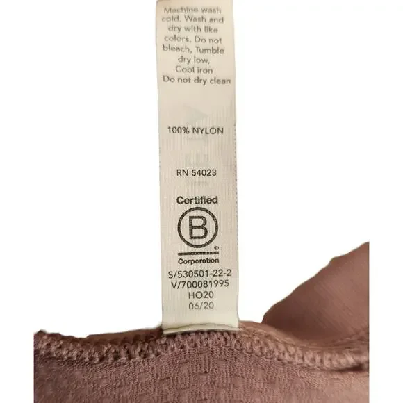 Athleta Momentum Seamless Tank Top Large Dusty Pink Racerback Gym Workout Stretc - Picture 4 of 5